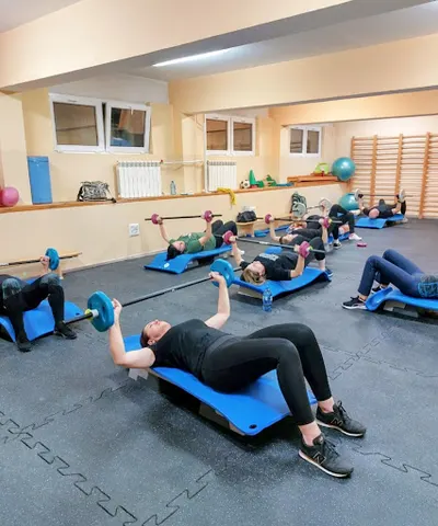 Red Fitness Shock - Studio Fitness